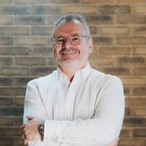 Picture of Carlos Cintra