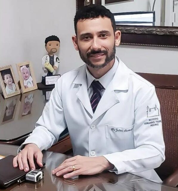 Dr. Jailton