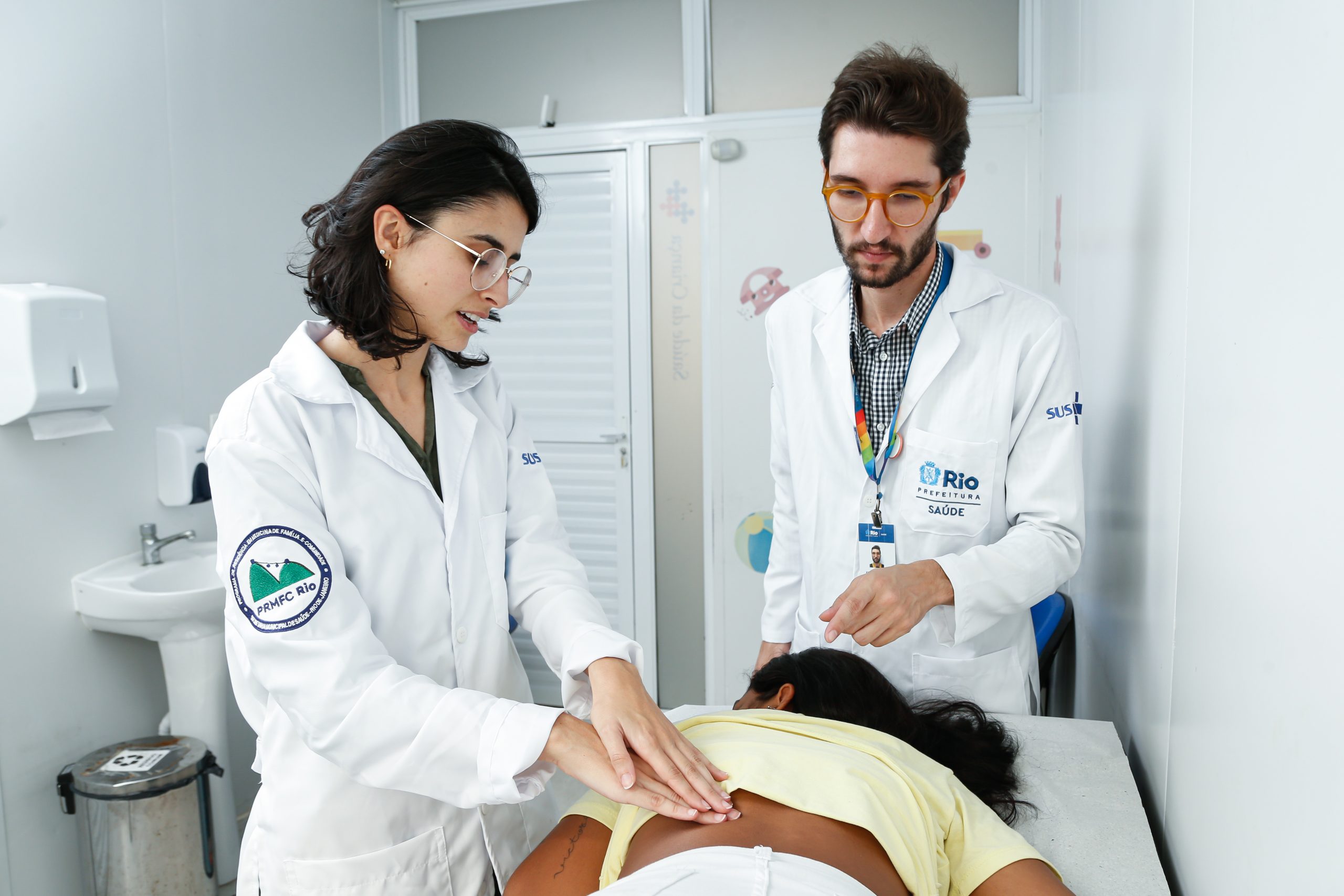 Médico Simples Nacional ou Lucro Presumido Serviços médicos Simples Nacional Anexo Tabela simples nacional para medicos Fator R Simples Nacional Anexo V Simples Nacional Anexo III Simples Nacional Anexos Simples Nacional CNAE médico